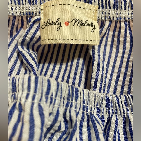 NWOT Blue/White Seersucker Dress size small - Picture 4 of 4